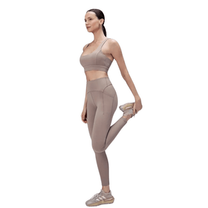 Calça Legging Esportiva Com Costuras Contrastantes Hering SC0R