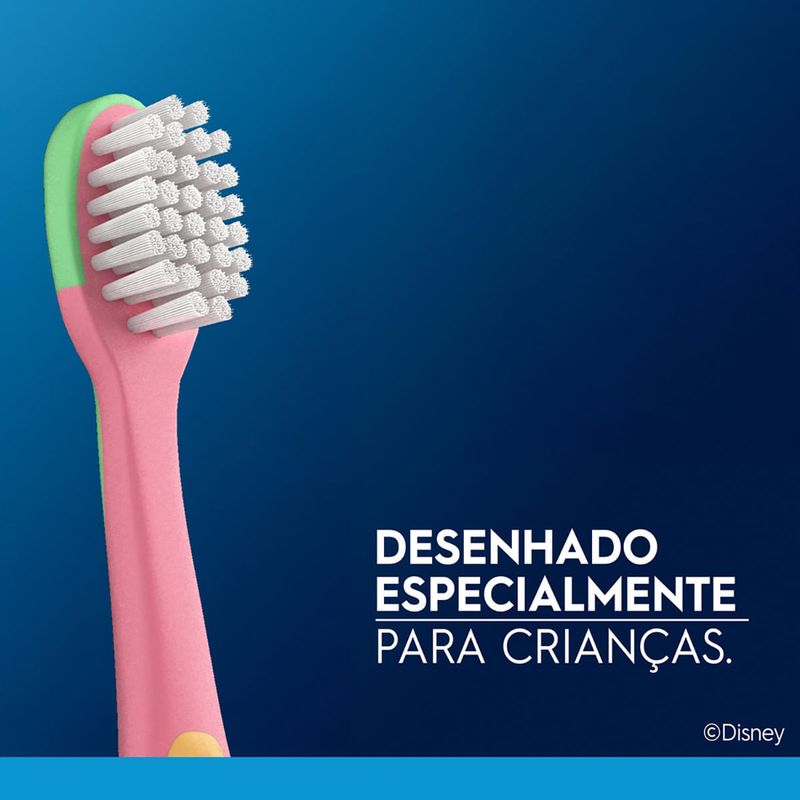 ESCOVA DENTAL INFANTIL ORAL B PRO SAUDE STAGES 4 A 24MESES E
