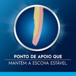 ESCOVA DENTAL INFANTIL ORAL B PRO SAUDE STAGES 4 A 24MESES E