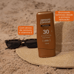 CENOURA E BRONZE PROTETOR SOLAR COM COR EFEITO DOURADO FPS30